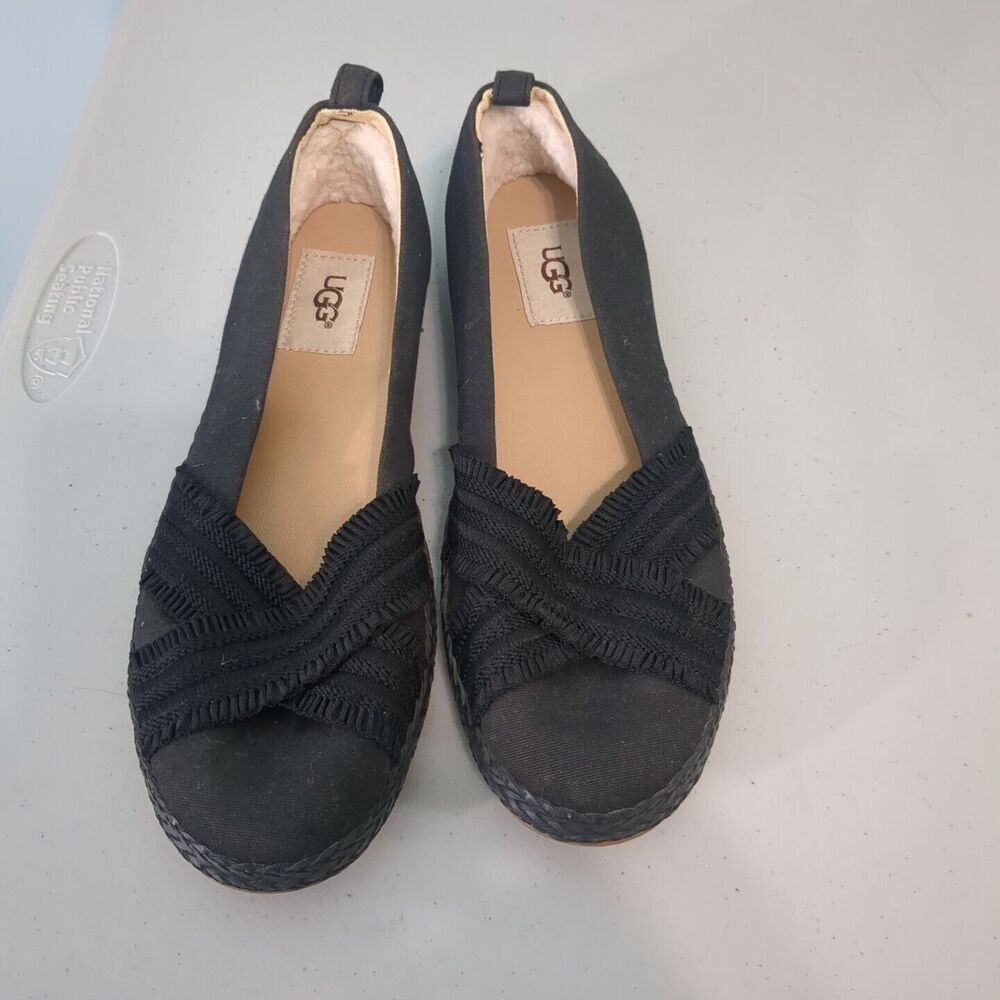 UGG Australia Women's 7.5 Ynez black Shoes 1092238 Flats Canvas Slip On